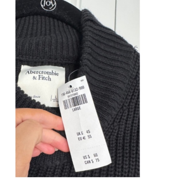 Abercrombie Sleeveless Turtleneck Sweater (NWT) - Picture 2 of 2